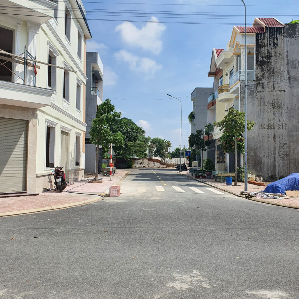 Đất nền Dĩ An